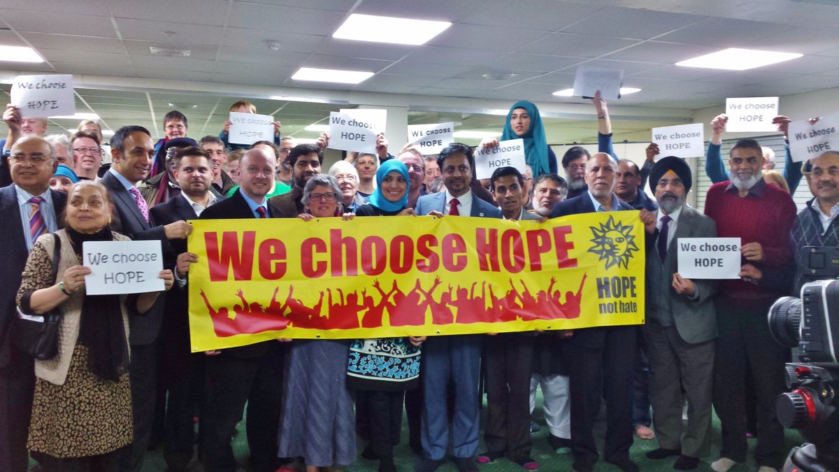CatalinaLGeorge's tweet photo. WATCH Bham united against #racism - leaders stand together in #hopenothate. #OurBrum #bhambc https://t.co/UxtgGauNOA https://t.co/4aem163Suo