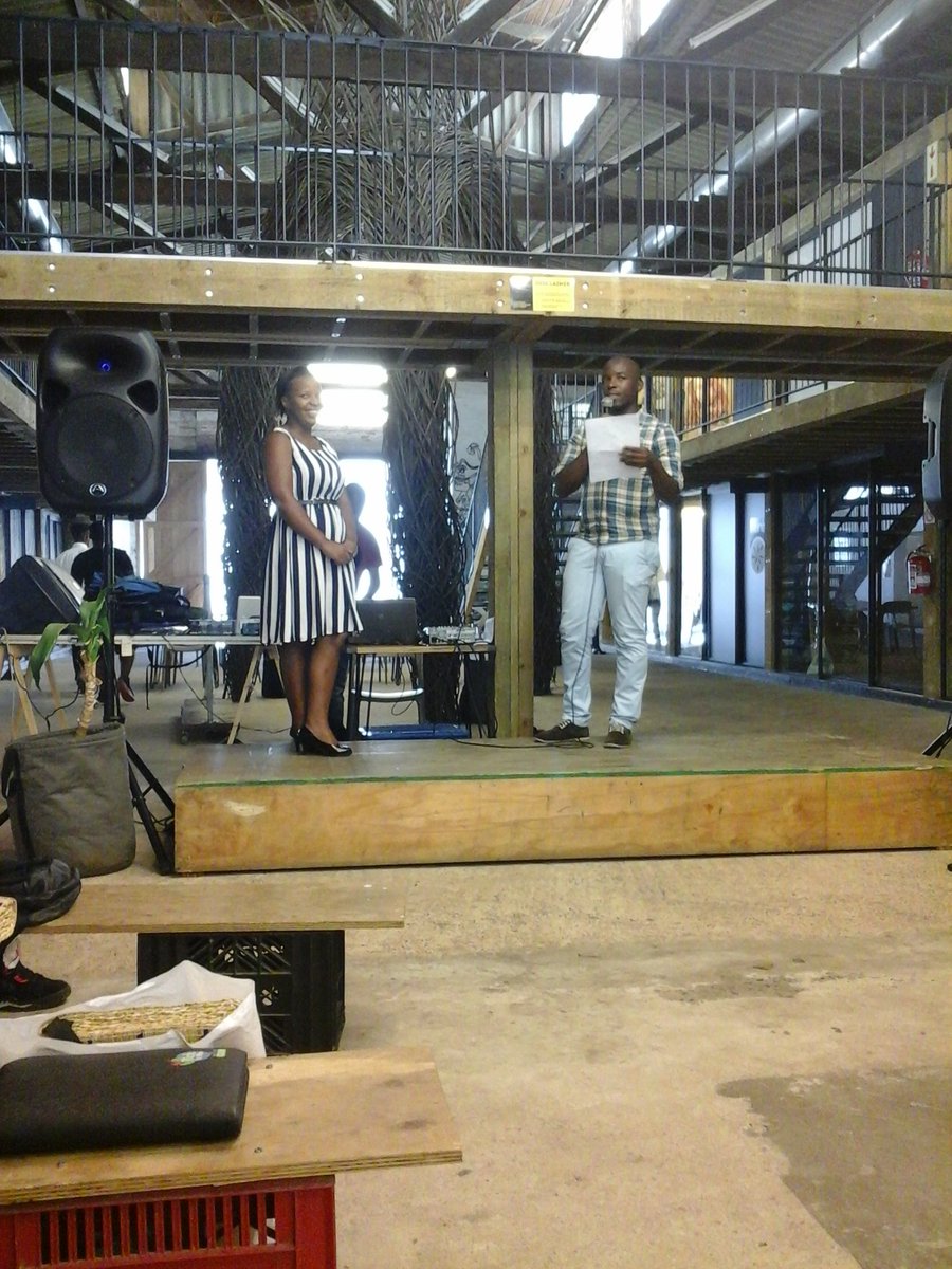 <a href="/sizaT88/">Masiza Hlekwayo</a> being serenaded by our MC Polo Nkosi #NDASB <a href="/PowerOf40/">#PowerOf40</a>