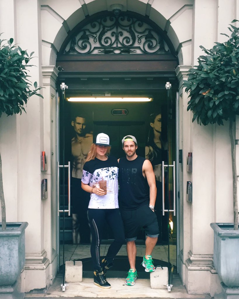 ashleyljames's tweet image. Almost finished my second Hell Week at Barry's and I ran a 12.5, oh yeah! Thanks @BootcampSandy 💪🏽💦✨