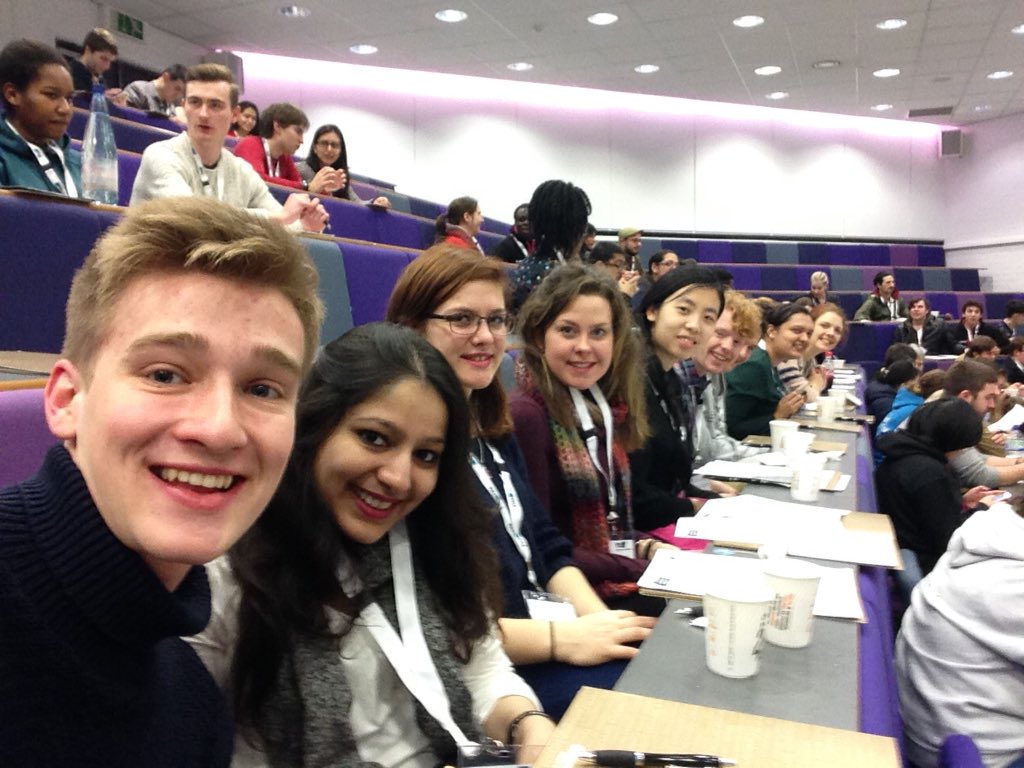 BathAcReps's tweet photo. @BathSU @nusuk ready to go for the #CourseReps16 https://t.co/GBreV91qsQ