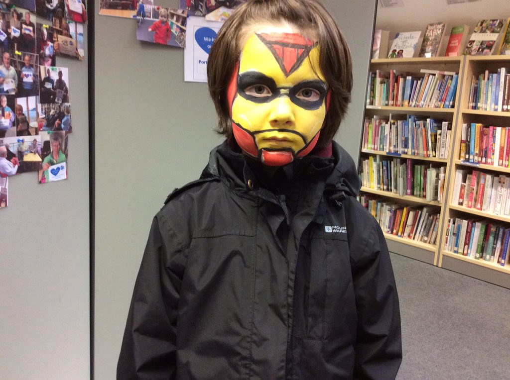 StMarys_Library's tweet photo. We love our library #librariesday #mypubliclibrary https://t.co/jOxl6upRR1