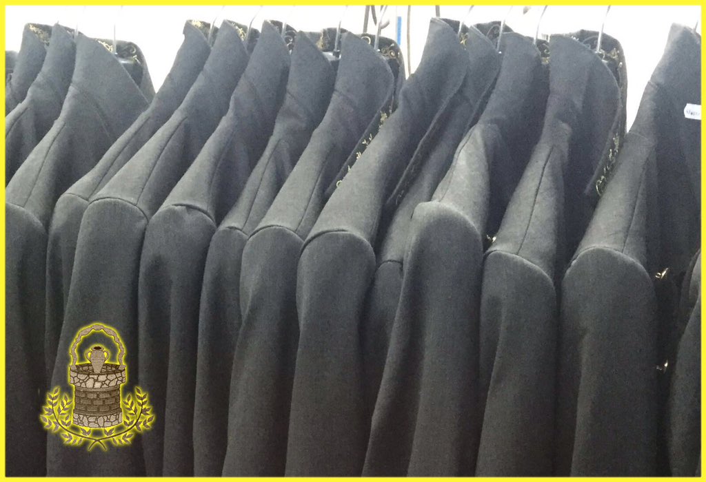 ccttsamaritana's tweet photo. Otra pista del Uniforme Gala que estrenaremos #13FConciertoExtraordSamaritana @ccttsamaritana https://t.co/DfolvmhntA
