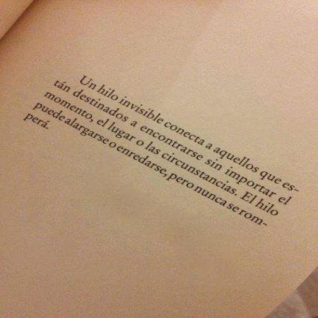 jjaviervazquez's tweet photo. A veces es bonito creer en la leyenda del hilo rojo. La fuerza del destino. #FelizSábado https://t.co/bVYpPu7unE