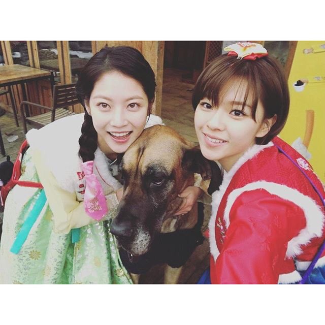 TWICE GLOBAL tweet media