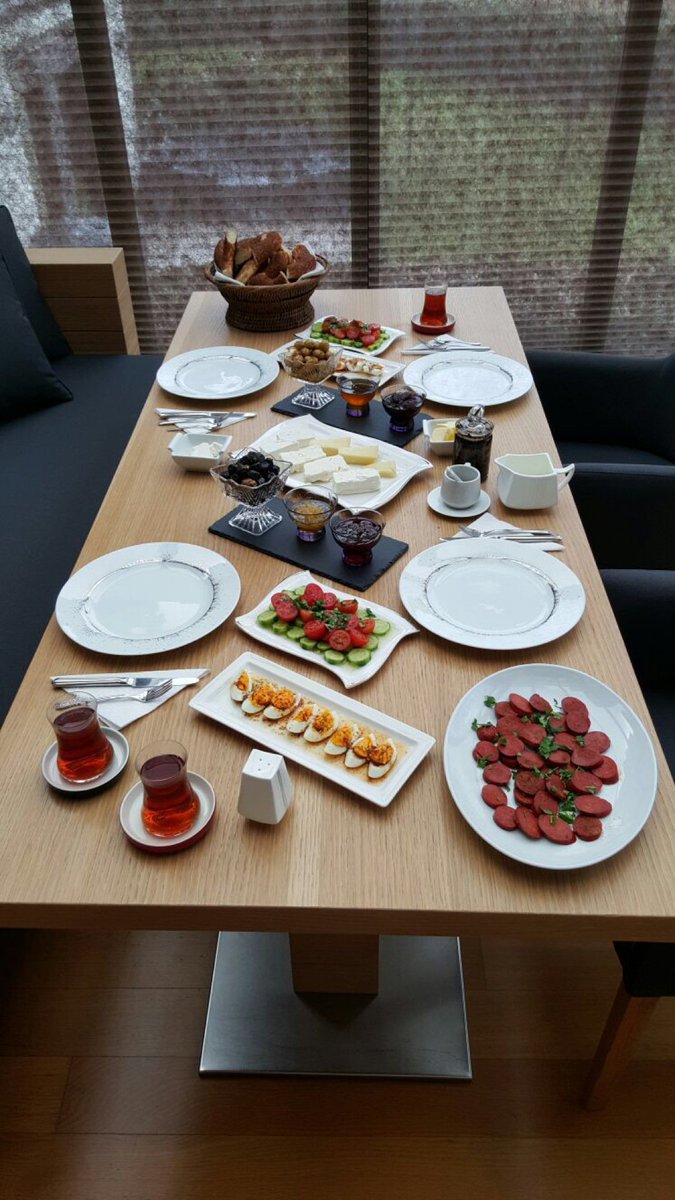 I'm at Kemer Koru Evleri swarmapp.com/c/iEBnjFQn37j