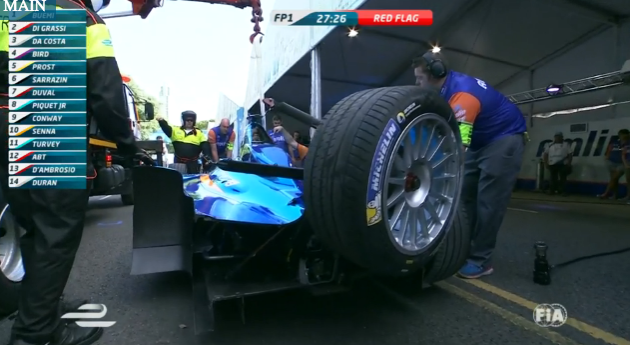 Cahzwi2WwAAqRdf.png:large