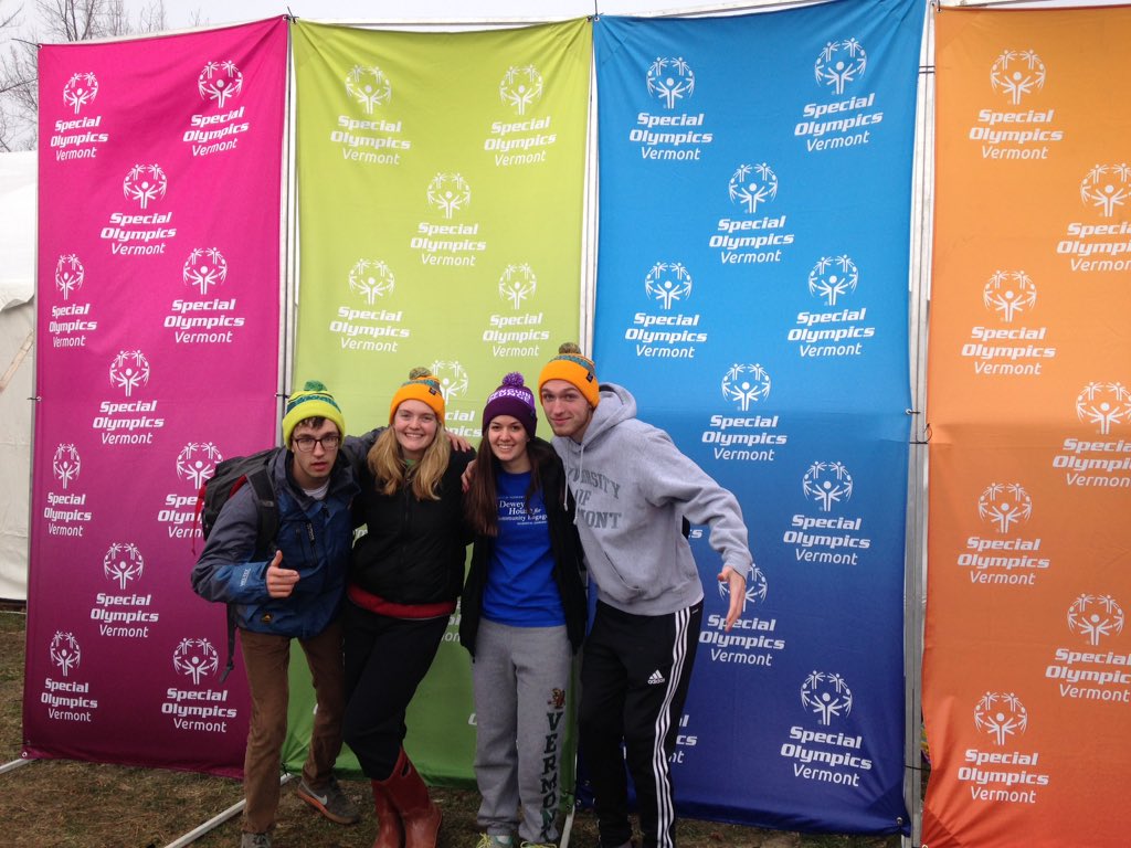 uvm_dewey's tweet photo. Team #dewey killin it at the #PenguinPlunge #deweysdomore #uvmrlc @SOVT https://t.co/a9waKuSHjR