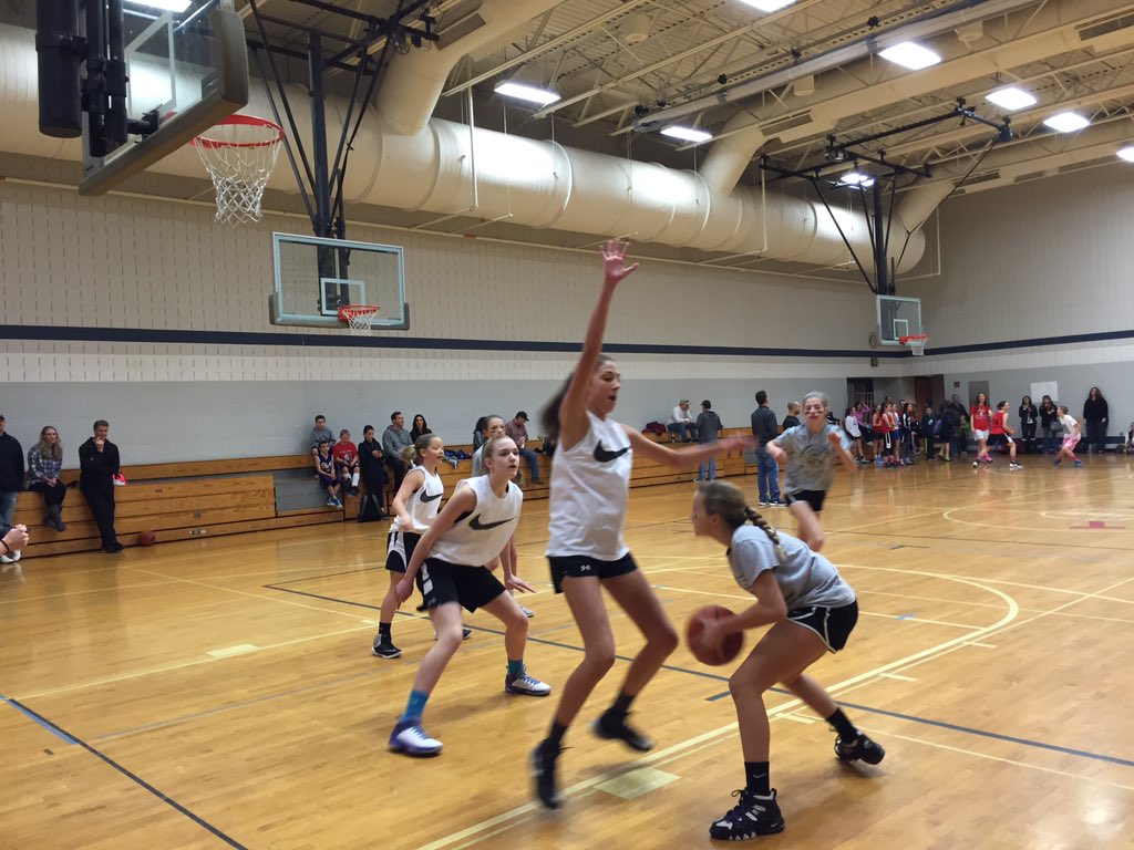 CBEgirlsbball's tweet photo. CvC 3 on 3 tournament, our future lady patriots playing for a great cause. Great job @CBE_CvC2016! https://t.co/ZSYi50xveX