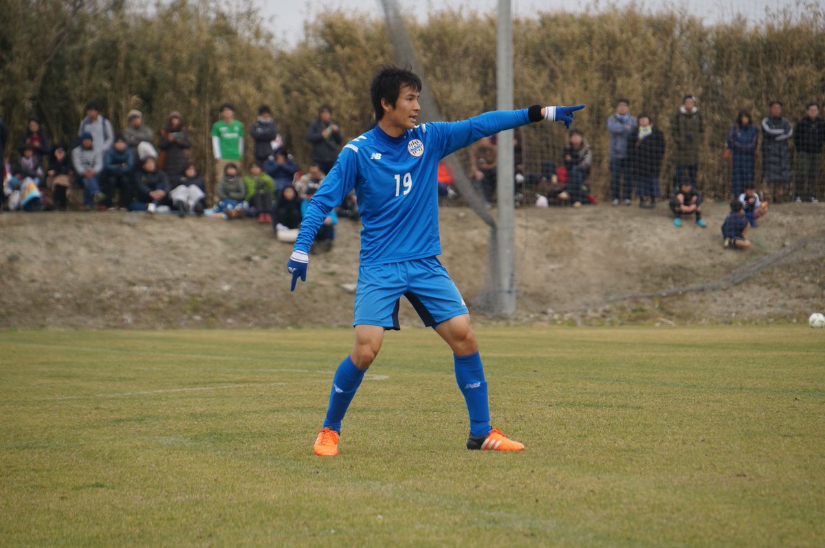 モンテディオ山形広報 Montedio Yamagata على تويتر 館山キャンプ ２本目スタートからアルセウ選手に変わって 梅鉢貴秀選手が出場 年上の選手たちにも積極的な指示 Montedio 一新同体 T Co bg7ztog0