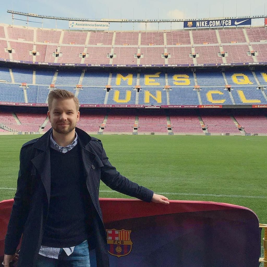 CampNou_IG's tweet photo. Something special! #barcelona #campnou #mesqueunclub #tekeepetee de @sir_eino. Opina en https://t.co/9GIW9AFFxf https://t.co/uCAB4r1U1i