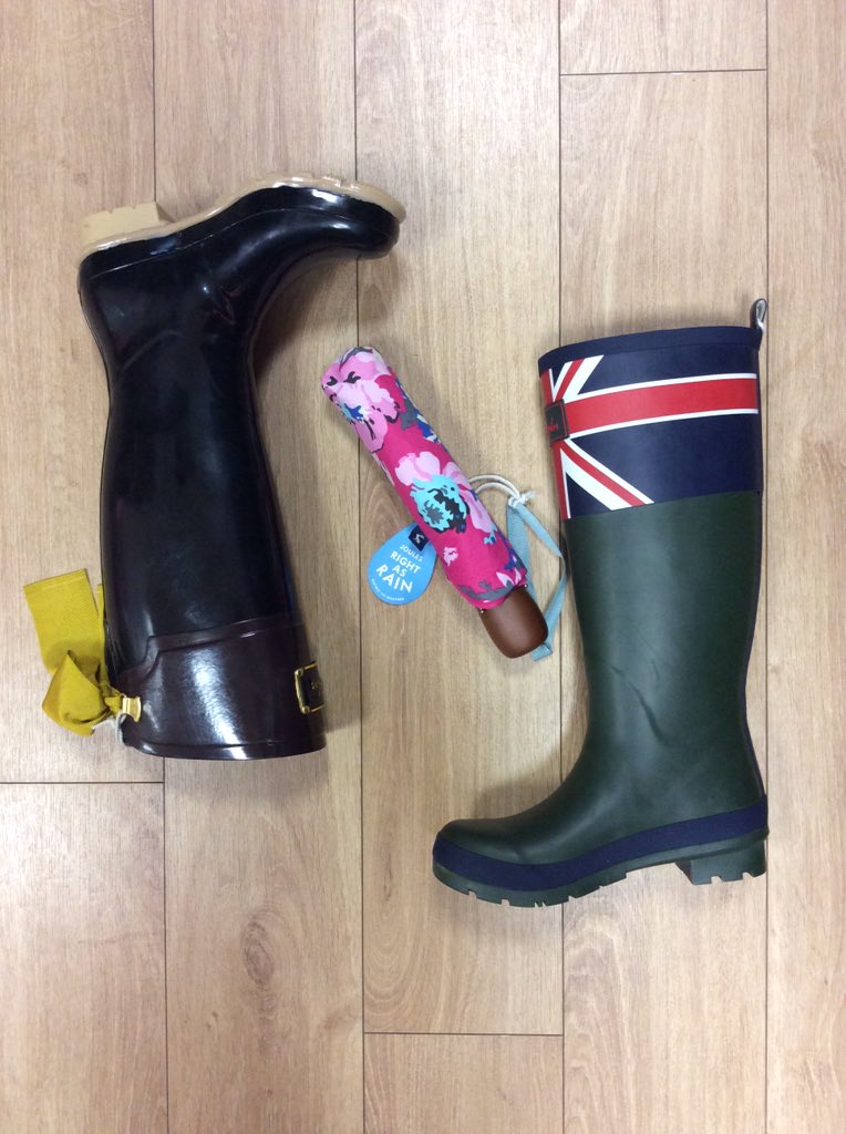 dottielot's tweet photo. Joules wellies are perfect for this weather ☔️ shop in store or online #dottielottie #joules #jouleswellies https://t.co/8qJr0gyZCF