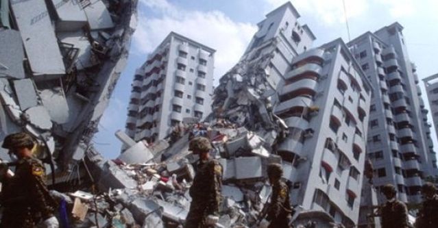 RevistaDoxaEC's tweet photo. Un terremoto de 6,7 grados sacudió esta madrugada a #Taiwan, se conoce por el momento 13 muertos y 462 heridos. https://t.co/3AJMhWmSaw