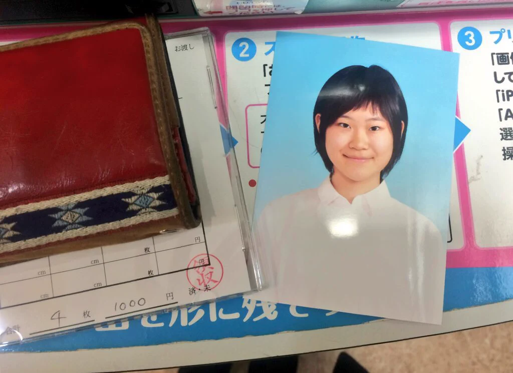 証明写真のサイズ間違いを押し通した結果・・ｗｗｗ