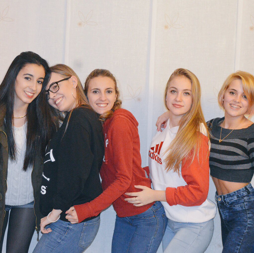 Las Seductoras tweet media