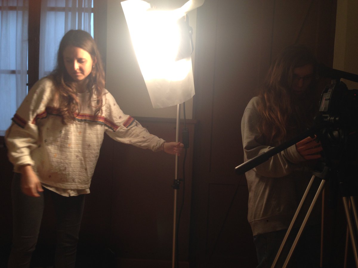 encontinuo's tweet image. Locutorio/ planos recursos/