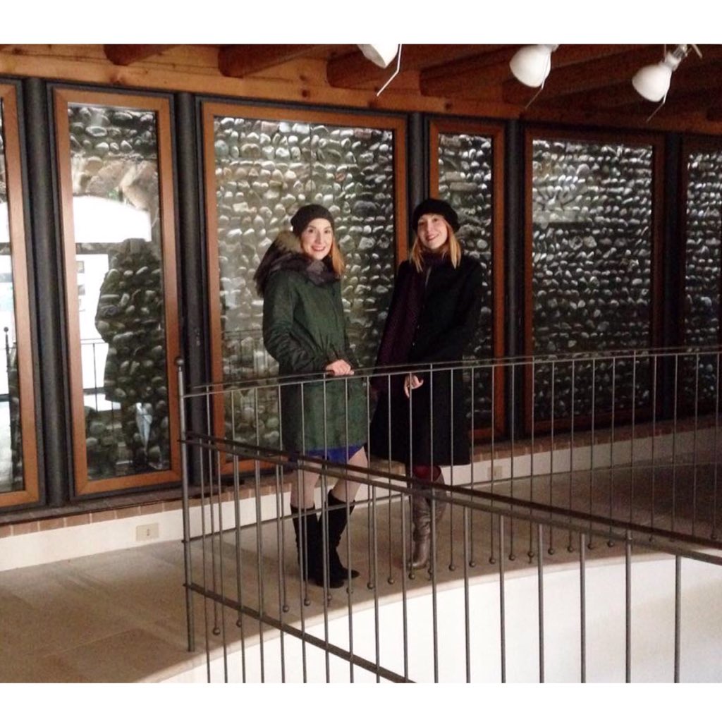laccessorio's tweet photo. #NewProject #GalleriaDArte #NewLocation #LAccessorioMontebelluna #Spring2016 https://t.co/5m5d6zBuuR