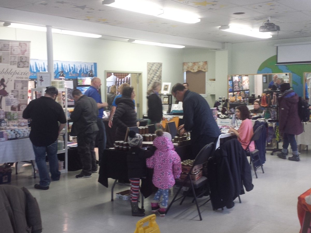 Already a crowd at the <a href="/somegoodmarket/">Some Good Market</a>