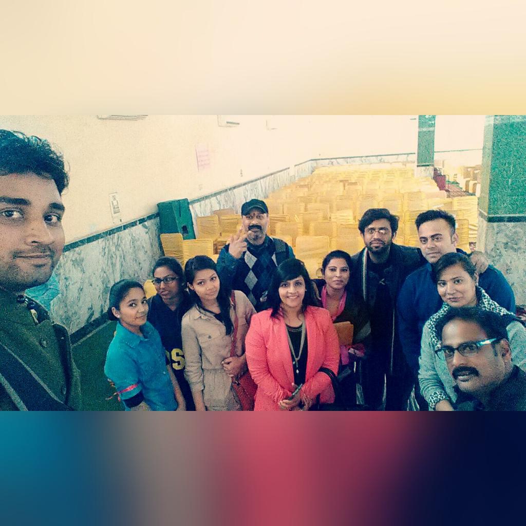 YogenderWrites's tweet photo. Jabardast event of Combined SMC Meeting with MLA in chandni chowk VS
#workingForEducation #EducationRevolution https://t.co/QDzbhWzuyR