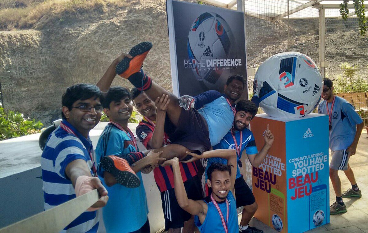 barucracy's tweet photo. Rohan goes for the header, but Gangsters keeper Rahul pulls off an acrobatic save! #beaujeuindia #adidasUprisingMUM https://t.co/FlpL2hR8vo
