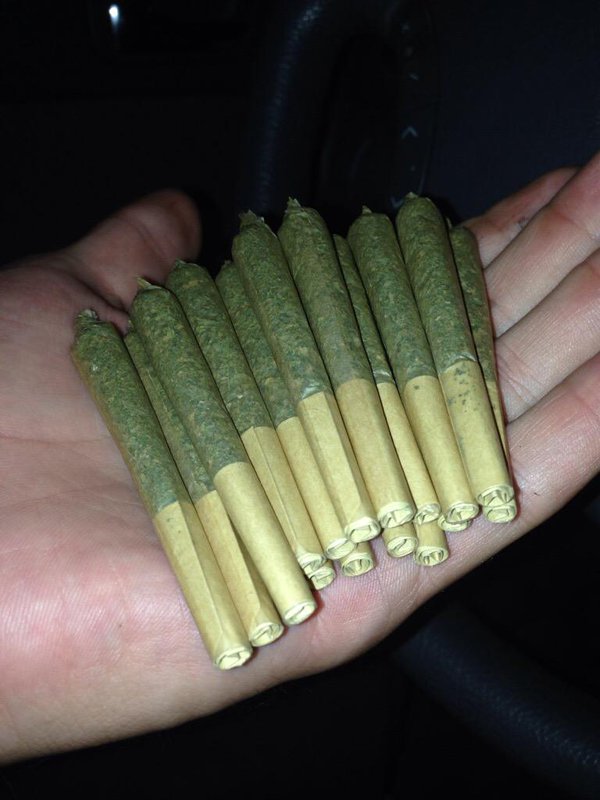 Wiz Khalifa tweet media