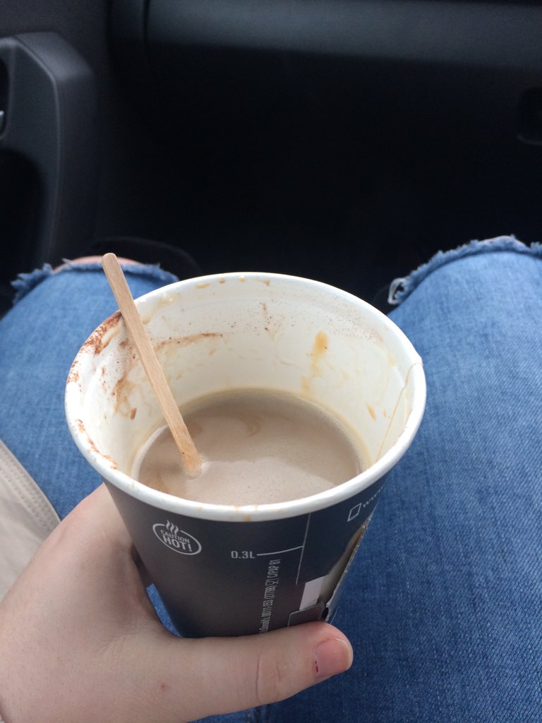 xSarahRaex's tweet photo. Is there something wrong with you coffee machines @McDonalds ? I seem to have half of my latte missing 😂 https://t.co/WxVLmmw51X