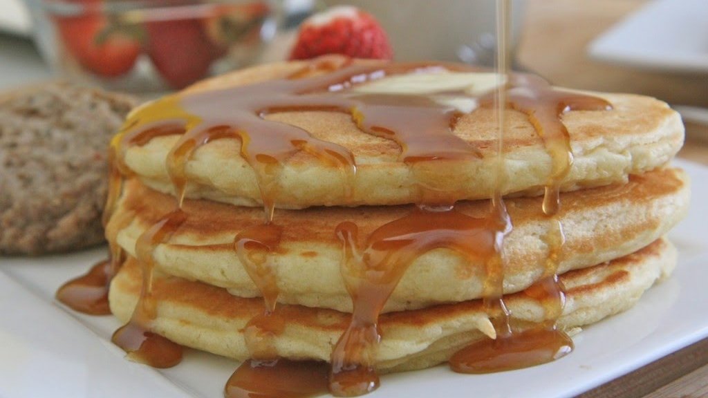 myrecipepicks's tweet photo. Old Fashioned, Fluffy ... - https://t.co/9FLTGQ8cH3 #Breakfast #breakfast #easyrecipes @divascancook https://t.co/BhqzwtjLU7
