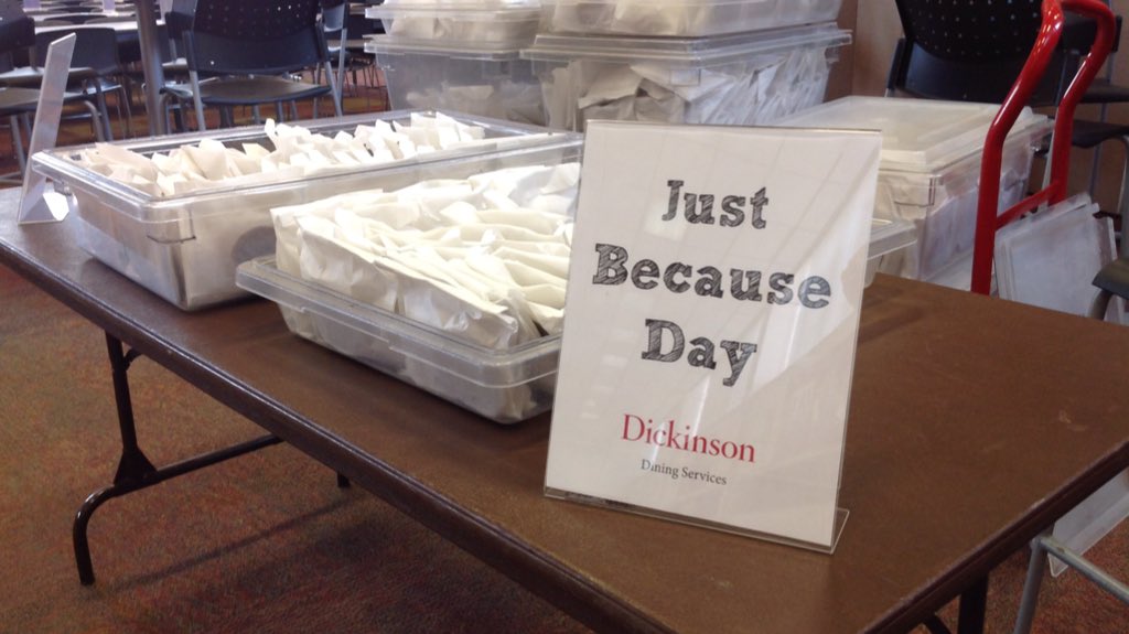 DsonDining's tweet photo. Free cookies in the Dining Hall at lunch today! It's Just Because Day. #dsondining https://t.co/zYP4JH2kKT