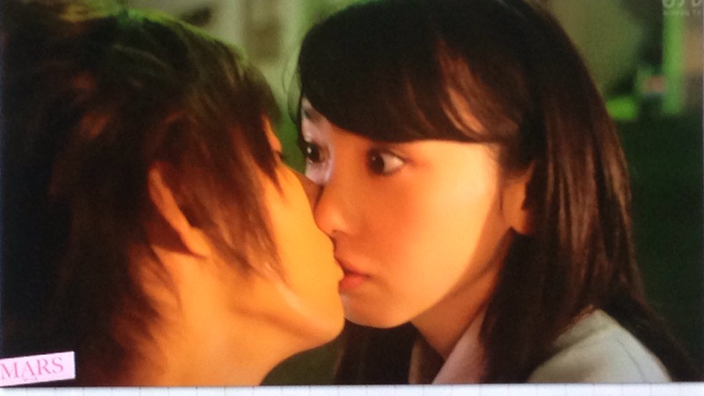 Uzivatel リーリリ Na Twitteru ついにキスしたよおおおおあああ 藤ヶ谷太輔 28 と 飯豊まりえ 18 の綺麗なキスでした キスの後が完全なる藤ヶ谷ゾーンで死亡 Mars T Co Azvmsc7yns