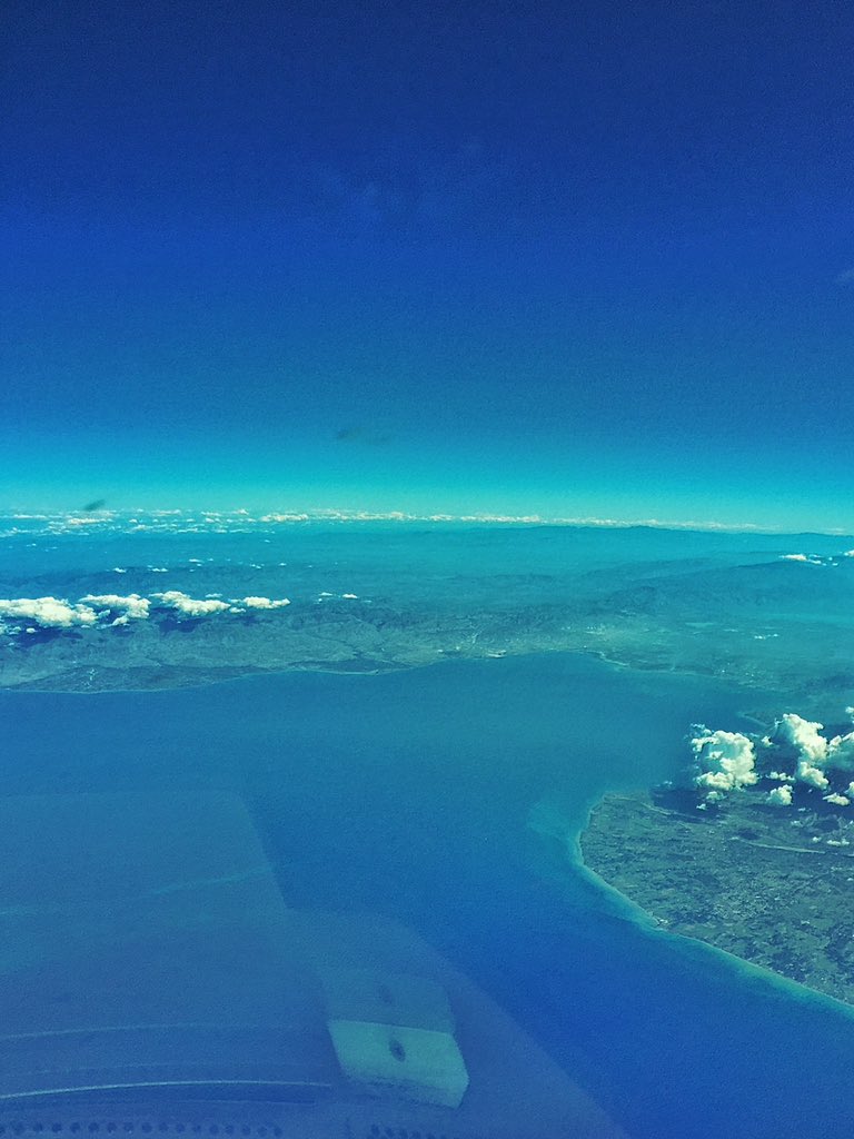 Hi there #PortauPrince  Whatcha doin?#Haiti #pilotview #pilotlife #avgeek #aviation #avgeeks #midflight #flight