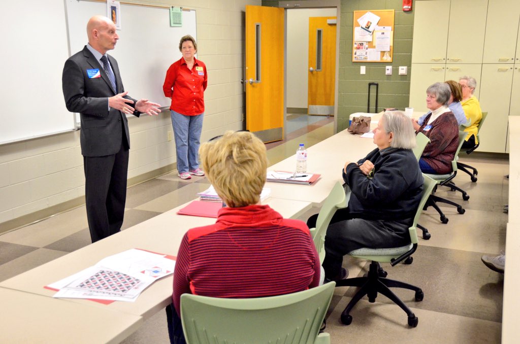 PresidentMcPhee's tweet image. Thanks to volunteers who worked today as part of #MTSU's National @QOVFoundation Sew Day! #IAMTrueBlue @MTVetCenter