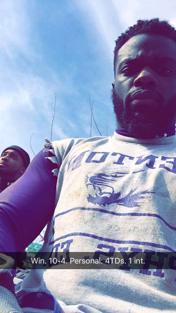 TerranceMoore_'s tweet image. On Saturdays, we put in work. 🏈💪🏾
#Routelife
#MVP
#CheckTheStats
#StillAnAthlete
#DontGetItTwisted