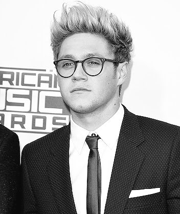 1DHQDaily's tweet image. RT = VOTE 

#Vote1DirectionUK #KCA