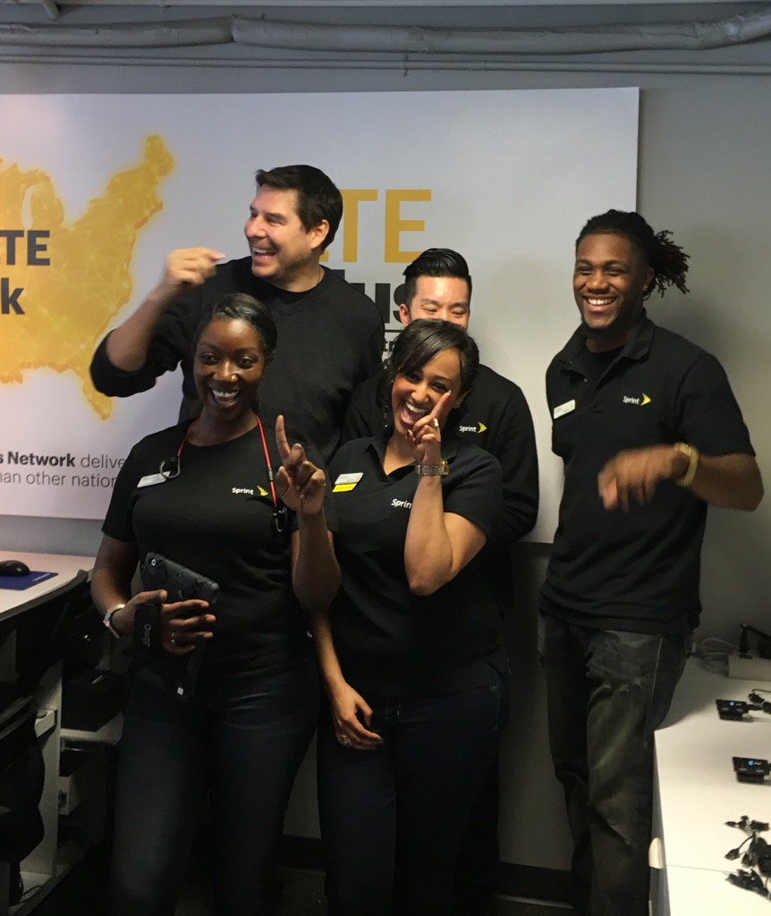 kkwestisbest's tweet photo. Happiness is a winning @sprint Yerba Buena store in SF having some fun with @marceloclaure.  Thanks Leland. https://t.co/gx9PV5dFmR