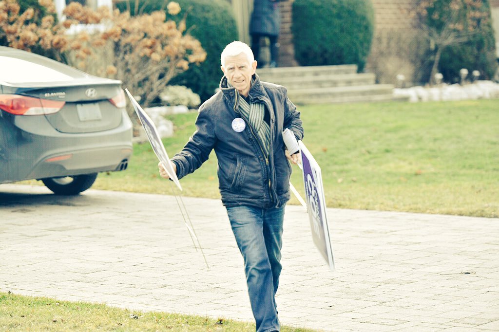 Fantastic response in #WhitbyOshawa for our Saturday super canvass with <a href="/lornecoe/">Lorne Coe</a> #Onpoli