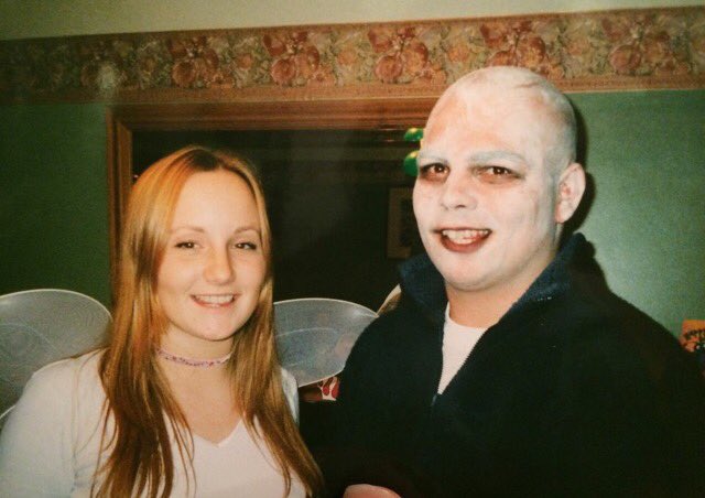 megomerrett's tweet photo. #DebsFirstPhoto October 1999 (at my littlest brother's 8th birthday). Married in 2010. House full of kids and dogs. https://t.co/jH0NjTGSFO