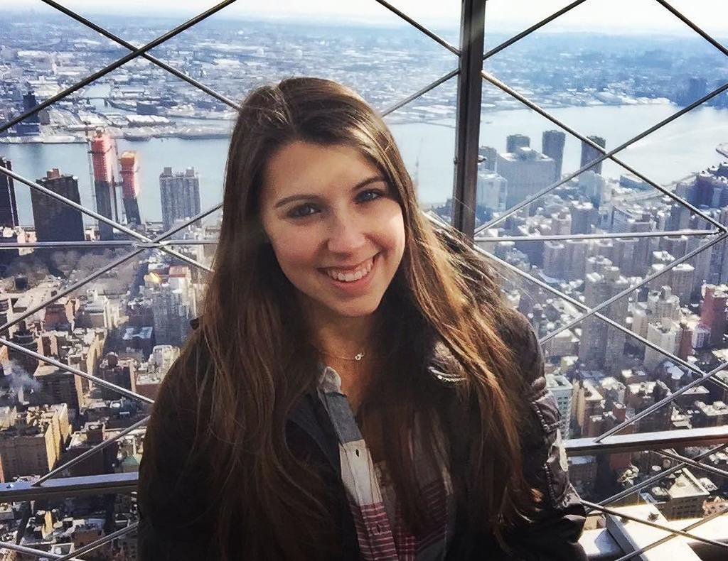 manhattanselfi's tweet photo. by gloribei ...🗽💕 #empirestatebuilding #newyork #manhattan #skyline #greatview #topofthewo… https://t.co/GJv0uV6BXI https://t.co/FkSu5s8MBG