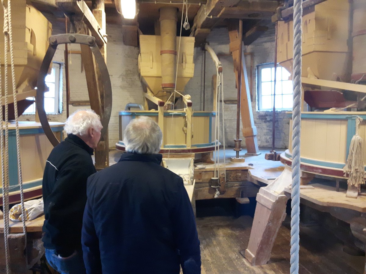 Vanaf nu elke eerste zaterdag vd maand instructieles geven <a href="/molendevrijheid/">molen De Vrijheid Schiedam</a> aan leerlingmolenaars. Leuk om te doen!👍