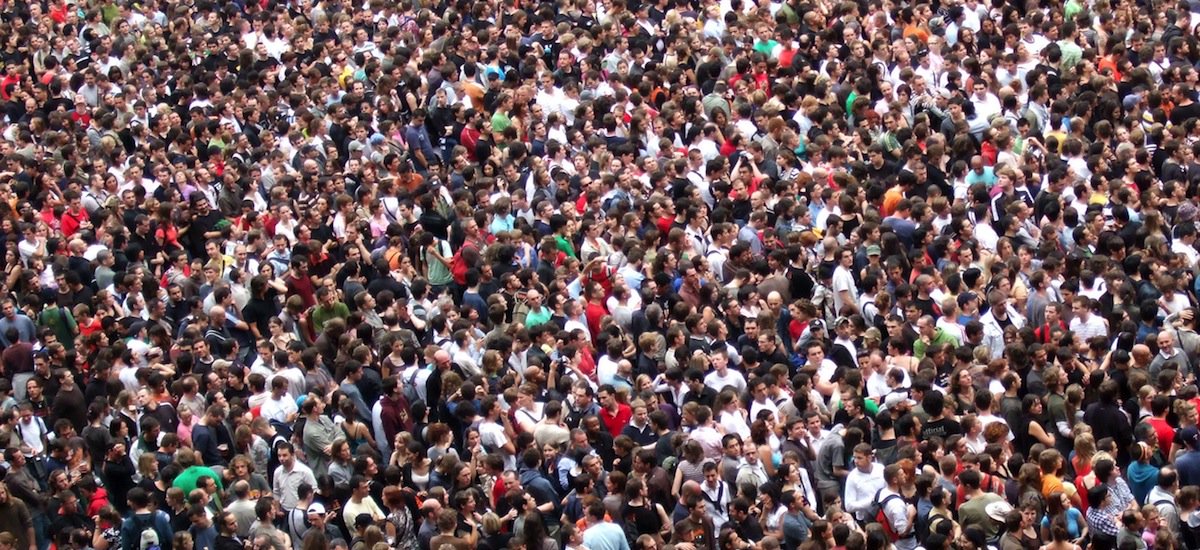 hootsuite's tweet photo. It won't happen over night, but here's how you can go from 200 to 200,000 Insta followers: https://t.co/NB0BOMJZ9l https://t.co/RdUvXKdJrv