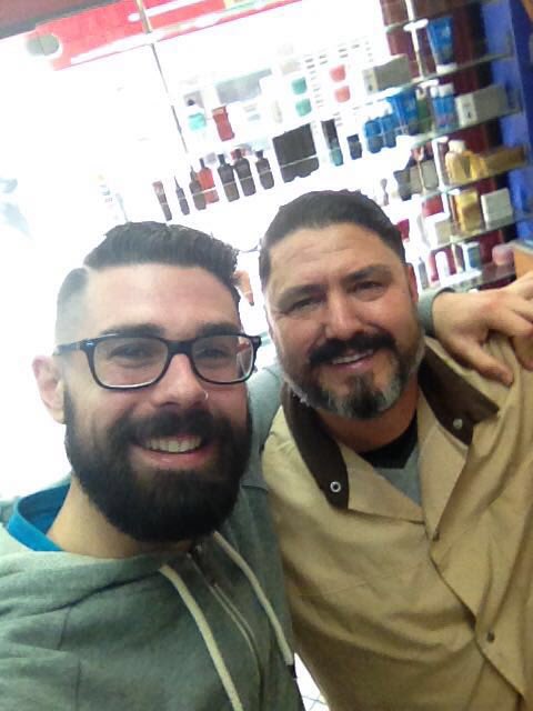 daviidemusic's tweet photo. El que ama su profesión lo refleja en su trabajo #BarberiaPacoNavarro https://t.co/qAhOqW1KKX