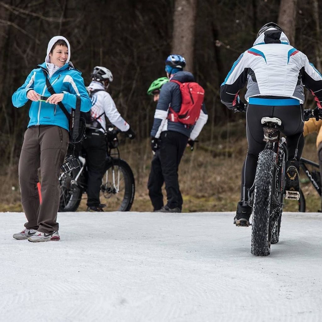 Macfan1963's tweet photo. Fat Bike Festival #vallediledro #valconcei #concei #trentinodavivere #trentinowow #trentino #ledro #fat #bike #bike… https://t.co/T5rES1T3ye