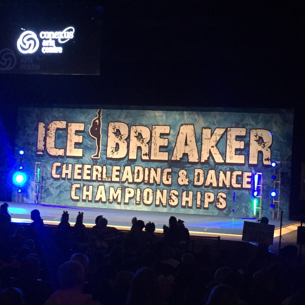 RogerGrona's tweet photo. @Icebreakercheer good event...glad to b here!! Go Warman!! 

#Cheerleading #Warman #IceBreakerCheer https://t.co/PPV3BUbsHP