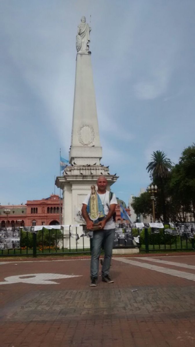 MisFrancUnion's tweet photo. Ayer #PlazasDeMayo #MMF , Jesús fue el primer militante por los pobres! 
No a la #CriminalizacionDeLaProtesta https://t.co/4XYawS8rHd