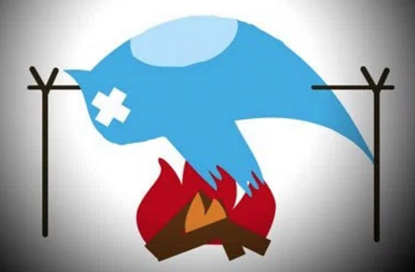 justintarte's tweet photo. Using an algorithm to dictate what users see will silence the many great voices yet to be discovered. #RIPTwitter https://t.co/Qrw8BpWlXp