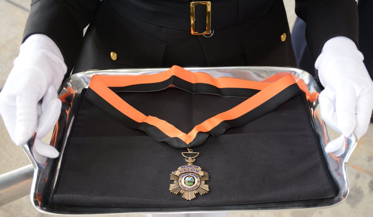 MiamiDadeFire's tweet photo. #MDFRMedalDay 2016 - Pictures of today's ceremony  https://t.co/JTVp6zGN7j https://t.co/TeUMtBCBmJ
