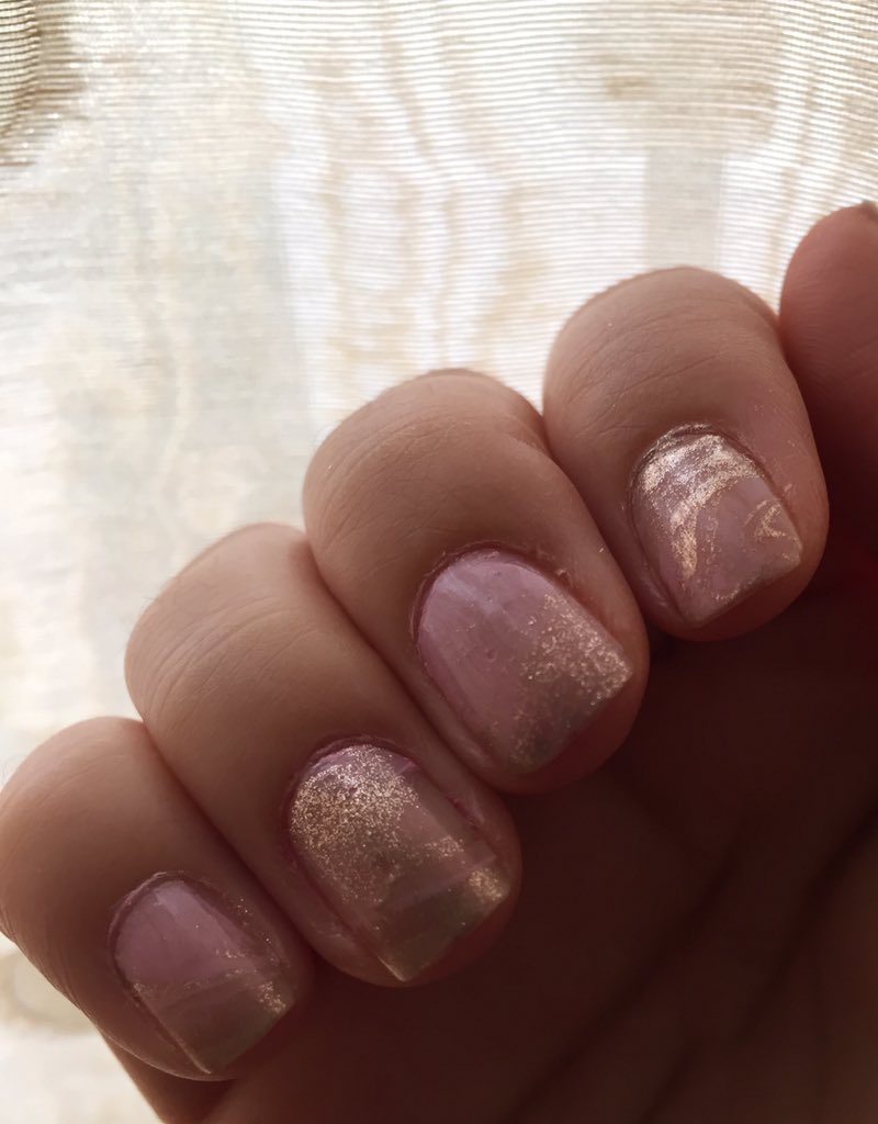 EvolKeeks's tweet photo. Still impressed w/ my #watermarble #nailart #simple because its my first try yee. On the blog check it! #evolkeeks https://t.co/BSjZMwyTAk