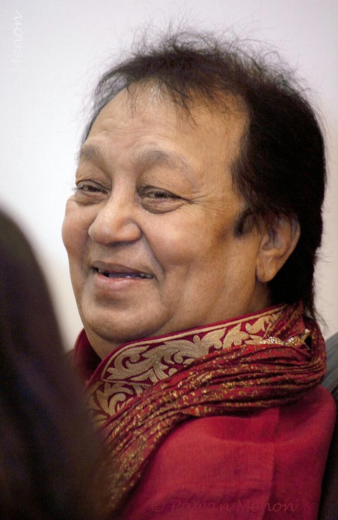 Ashokkhosla3's tweet photo. Happy belated birthday to living legend Bhupinder Singh ji  mitali Ji god bless you both. https://t.co/Yp0yi2VumJ