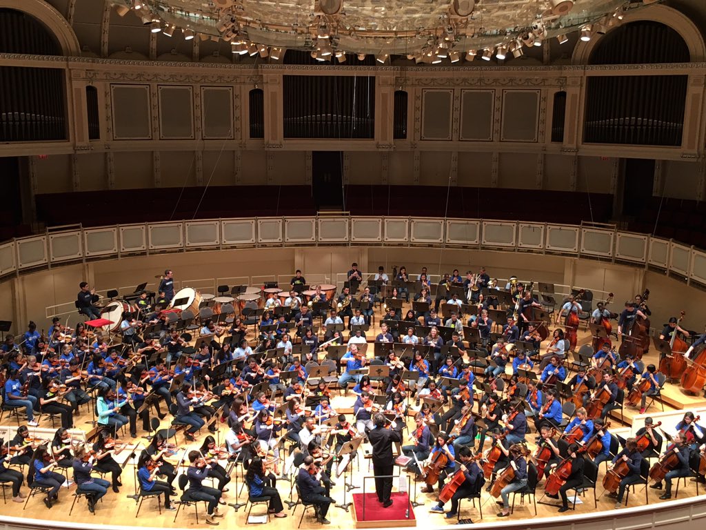 chi_mop's tweet photo. At symphony center with @CitizenFellows @PeoplesMusicSch @MeritMusic @RaviniaFestival #YIMfest https://t.co/kwOzG6hRhG