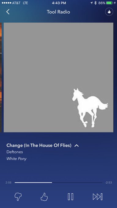 Through the rain &amp; cold, it's gonna be an AWESOME night! My fave fuck song is on! @deftones https://t<a href="/tag/bethethunder"class="tags"><span>#bethethunder</span></a><a href="/tag/gobolts"class="tags"><span>#gobolts</span></a><a href="/tag/golightning"class="tags"><span>#golightning</span></a>