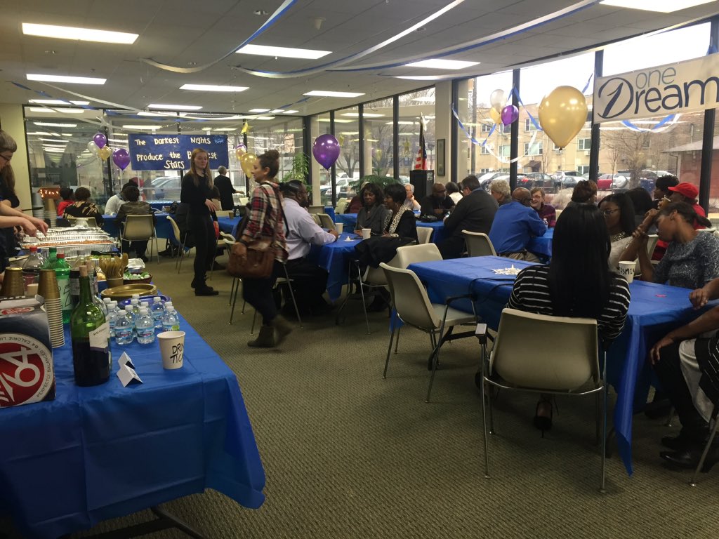 FonsinoTeach's tweet photo. An afternoon to remember! @OneSeniorDream @KnightsofPHS @District214 https://t.co/Z8DcQ3ikXE
