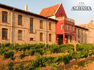 1 o 2 noches, visitas y opción San Valentín en Navarra por sólo 21€ bit.ly/1mkA1SG